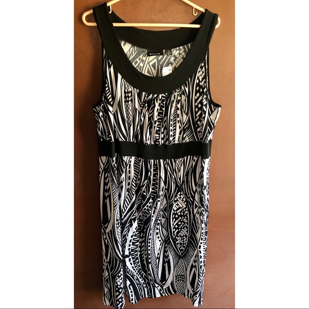NWT Black & white plus size cocktail dress